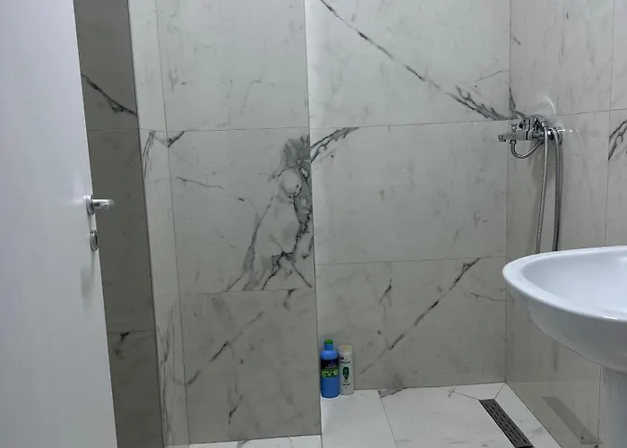 Dennys New Bazaar Delight Daire