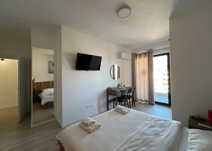 Dennys New Bazaar Delight Tiran