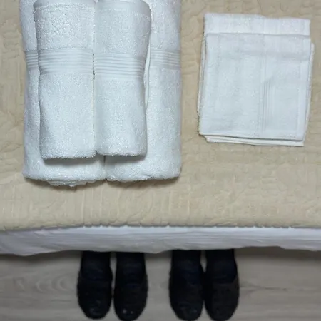 Dennys New Bazaar Delight Tirana