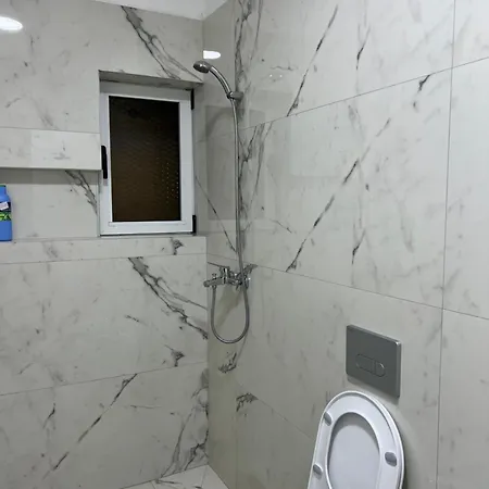 Dennys New Bazaar Delight Apartamento