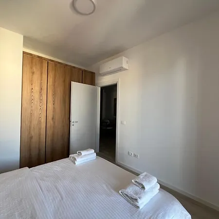 Dennys New Bazaar Delight アパート *